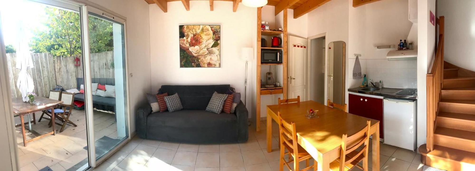 Mirande Montagne-Saint Emilion Appartement Montagne  Buitenkant foto